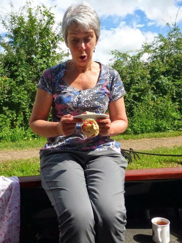 It's Going, It's Going, It's Scone!