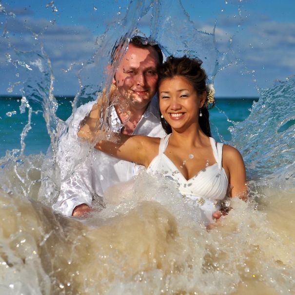 I Didn't Tell My Aunt And Uncle About That One Wave