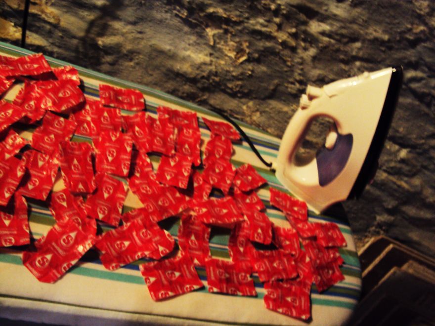 4 Years And 10 000+ Starburst Candy Wrappers Went Into This Dress 4 Years And 10 000+ Starburst Candy Wrappers Went Into This Dress