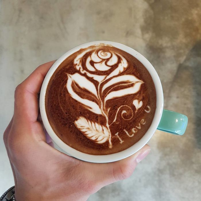 Artistic Barista From Korea Who Draws Art On Coffee.