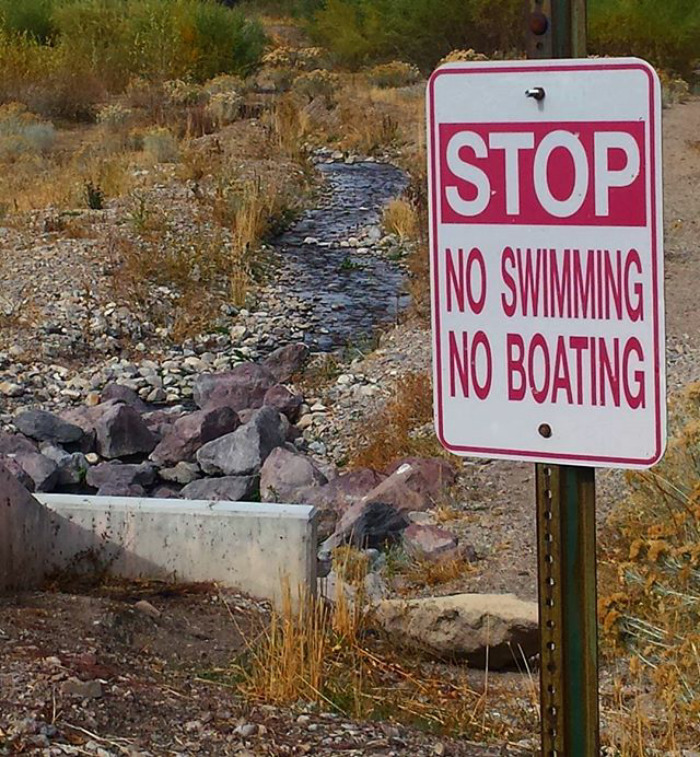 Funny-captain-obvious-signs