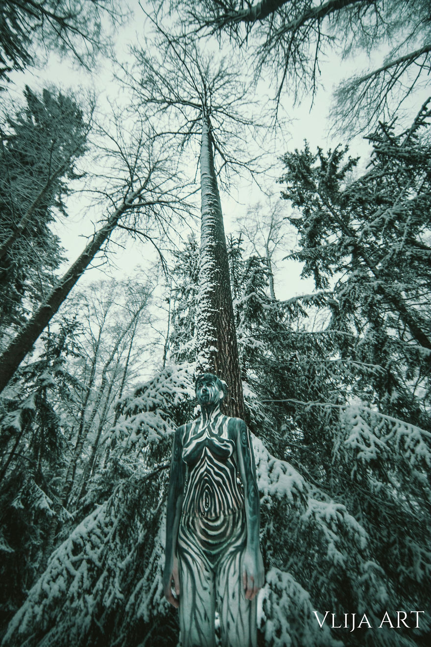 Bodypainting That Speaks About Human And Nature Relationship By Artist Vilija Vitkute
