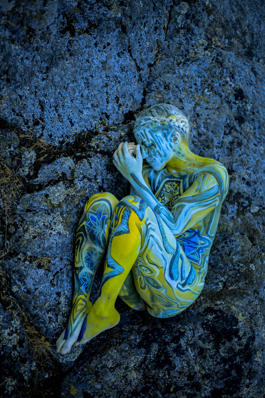 Bodypainting That Speaks About Human And Nature Relationship By Artist Vilija Vitkute Bodypainting That Speaks About Human And Nature Relationship By Artist Vilija Vitkute