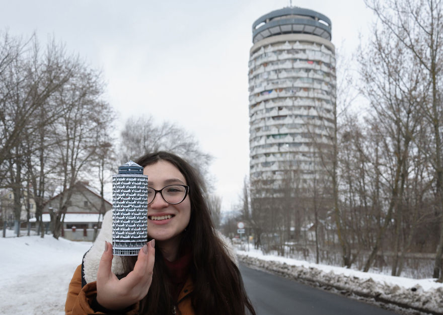 Chisinau. “romanița” Collective Housing Tower. Photo By Mihail Kalarashan For Zupagrafika. 2017