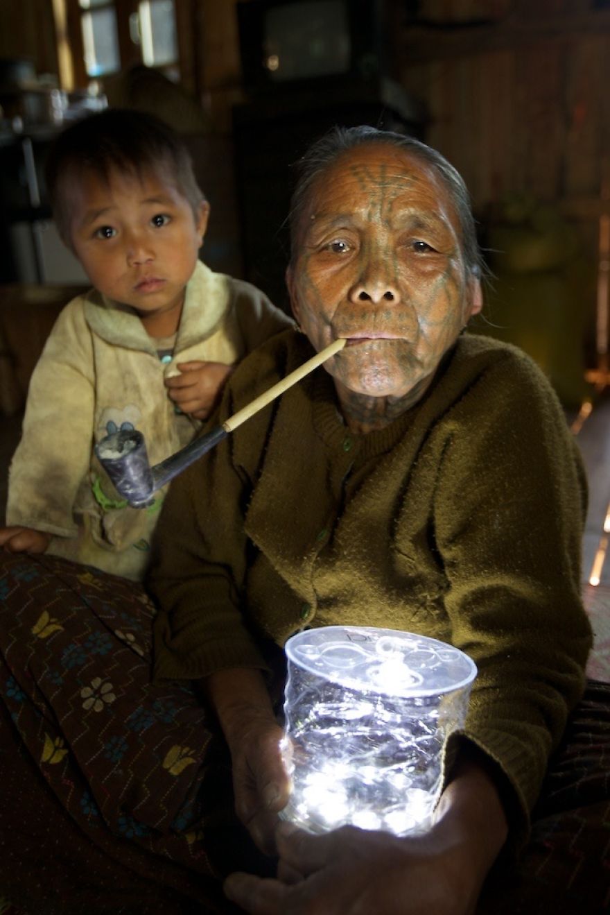 Photo Group Donates Solar Lights To People Living In Darkness Photo Group Donates Solar Lights To People Living In Darkness