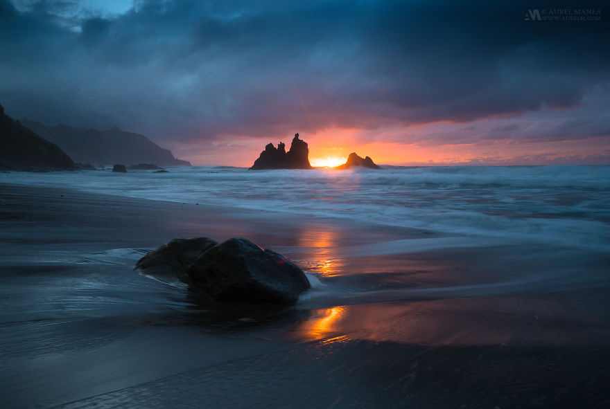 How I Became Obsessed With Handheld Long Exposures