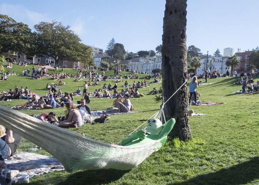 I Dressed Up As An Alien And Ran Around San Francisco