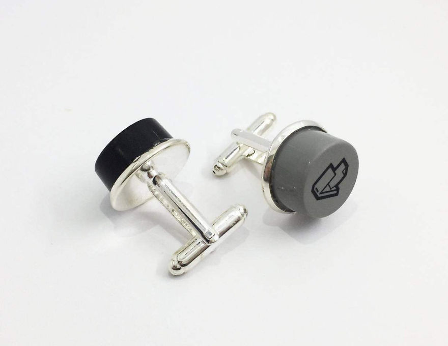 I Make Unique Geeky Jewelry Out Of Recycled Computers (10 Pics)