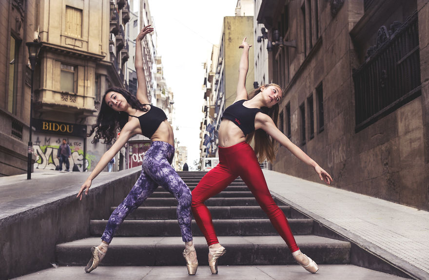 Best Friends Get Together For A Photoshoot