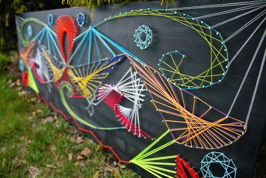 I Tried Abstract Geometrical String Art And The Result Is Slightly Hypnotic