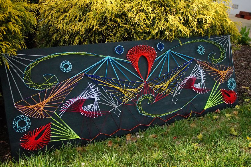 I Tried Abstract Geometrical String Art And The Result Is Slightly Hypnotic