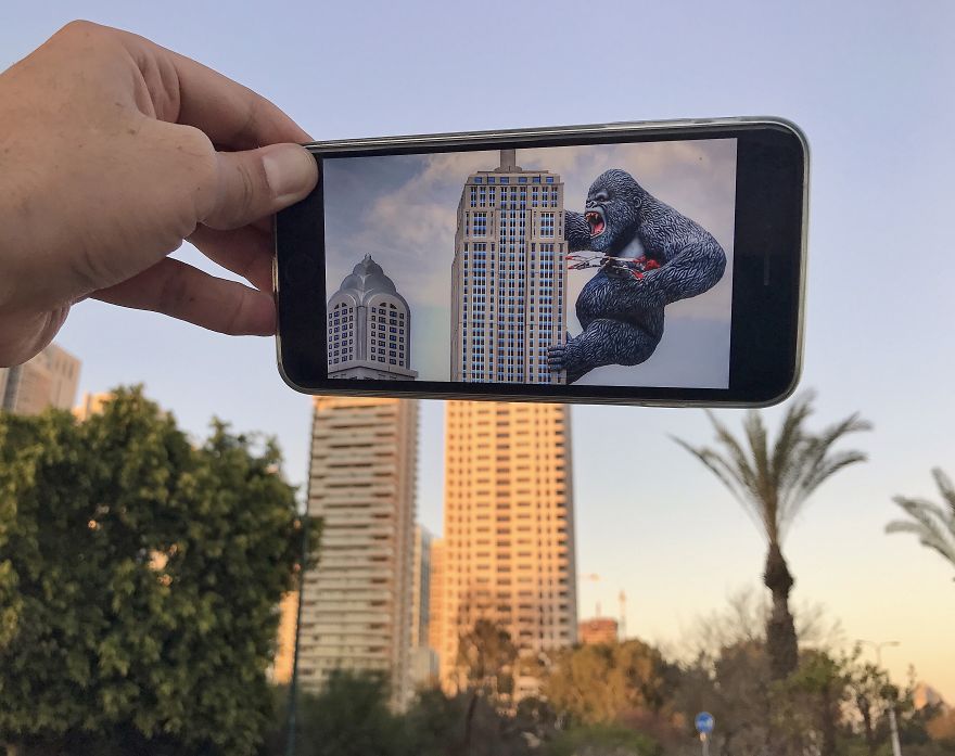 I Bring Everyday Objects To Life By Adding A Twist To Them Using My Phone (part 4)