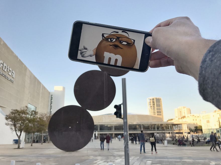 I Bring Everyday Objects To Life By Adding A Twist To Them Using My Phone (part 4)