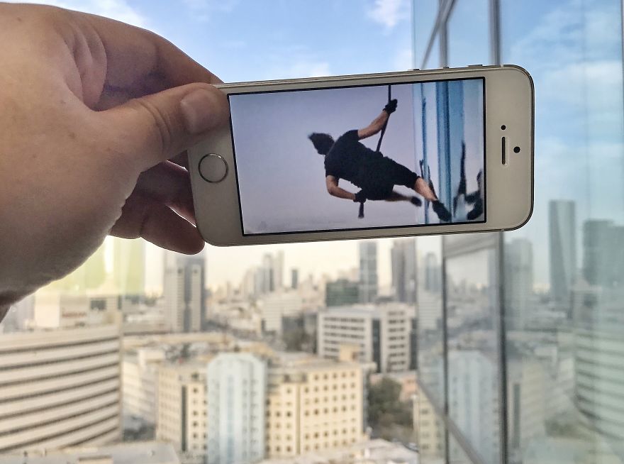 I Bring Everyday Objects To Life By Adding A Twist To Them Using My Phone (part 4)