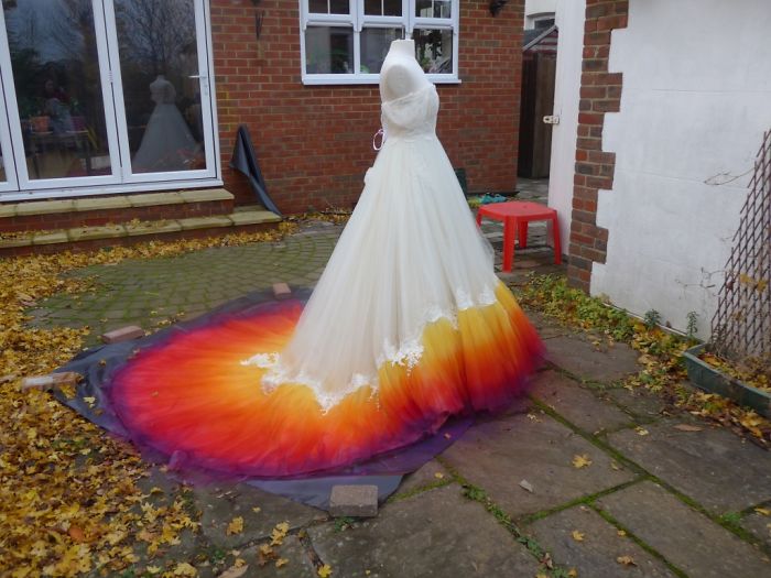 We Spent 61 Hours To Create This Incredible Dipdye Wedding Dress