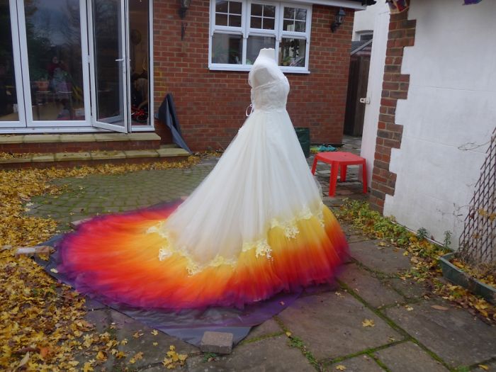 We Spent 61 Hours To Create This Incredible Dipdye Wedding Dress