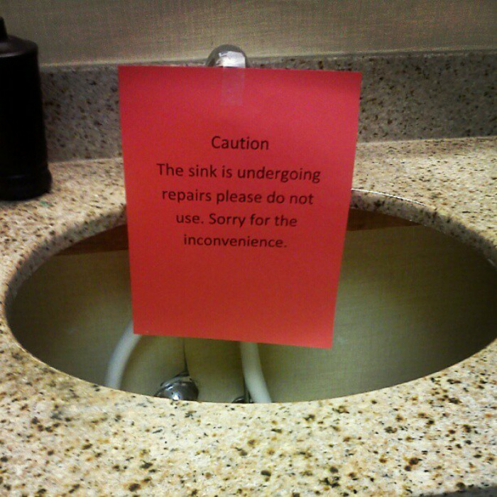 Funny-captain-obvious-signs