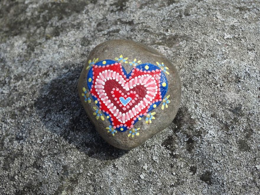 Painting These Hearts Makes Me Relaxed