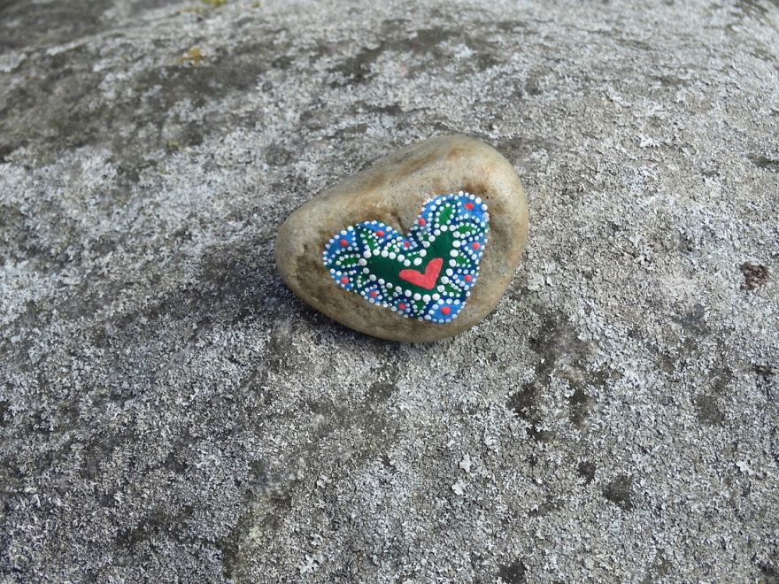 Painting These Hearts Makes Me Relaxed