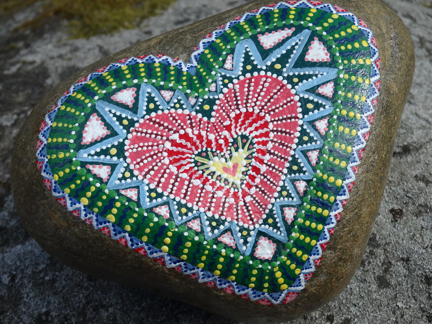 Painting These Hearts Makes Me Relaxed