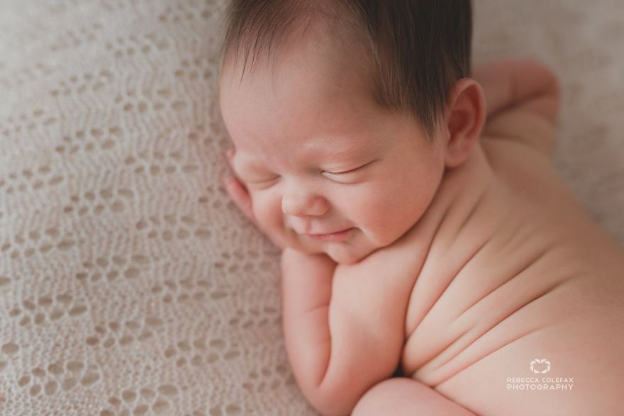 Photographer Takes Pictures Of Babies As Never Seen Before