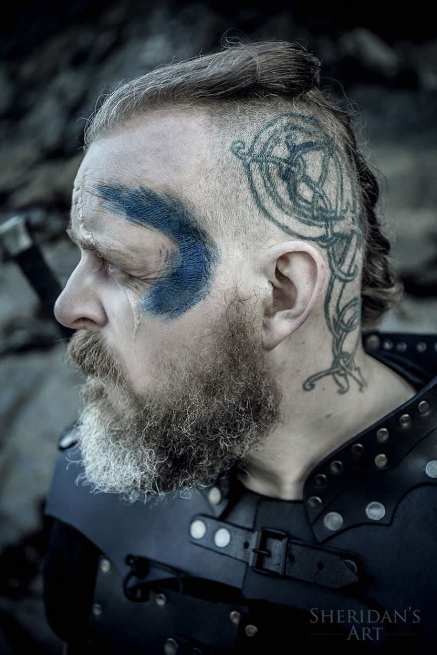 My Dad's Way Of Dealing With His Midlife Crisis: A Game Of Thrones Inspired Photoshoot