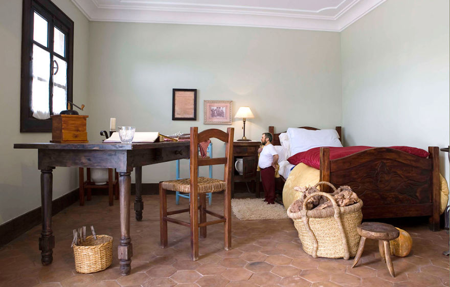 Giant Animals Inside A Villa, Upside Down House In A Yard And A House That Makes You Feel Like A 4 Year Old, In Marrakech.