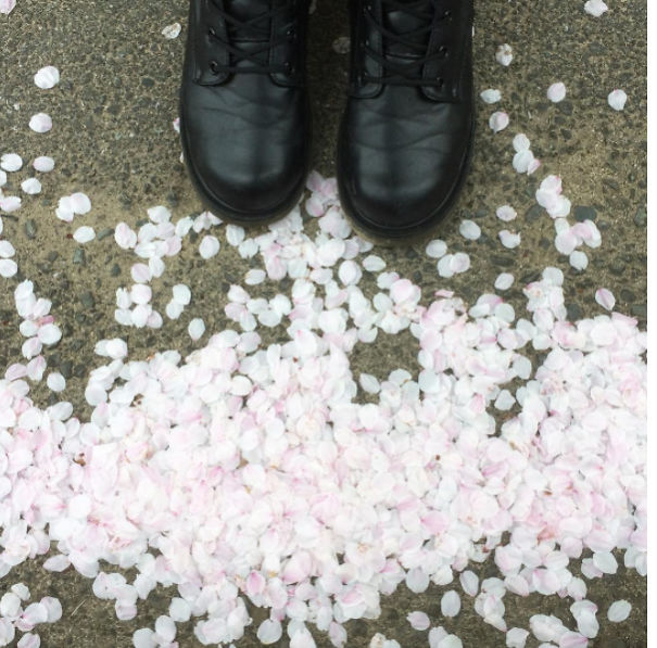 I Explore Japan's Quirky Neighbourhoods With A Bicycle And A Camera