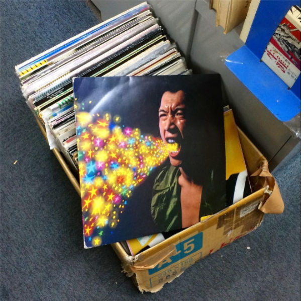 I Explore Japan's Quirky Neighbourhoods With A Bicycle And A Camera