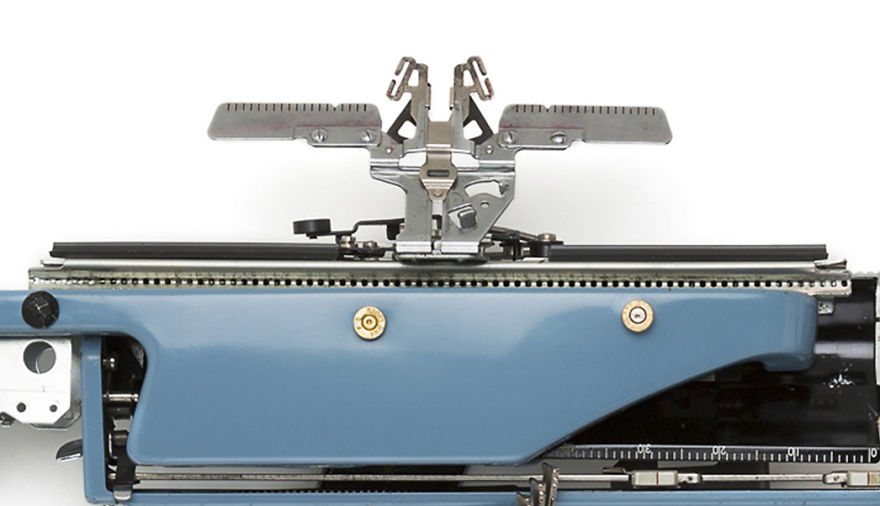 Artist Makes These Guns From Old Typewriters Artist Makes These Guns From Old Typewriters