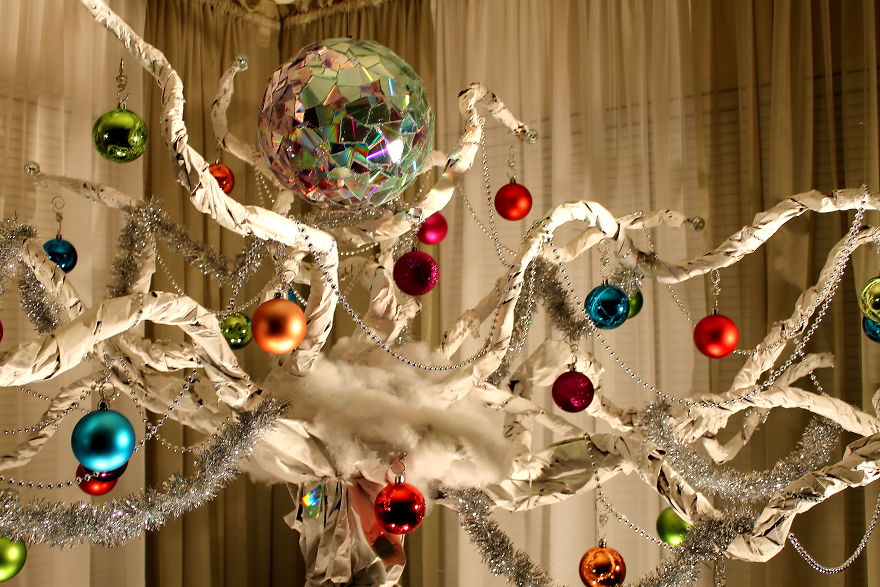 We Made A Christmas Tree Out Of A 15 Foot Paper Bag