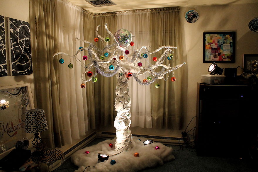 We Made A Christmas Tree Out Of A 15 Foot Paper Bag We Made A Christmas Tree Out Of A 15 Foot Paper Bag