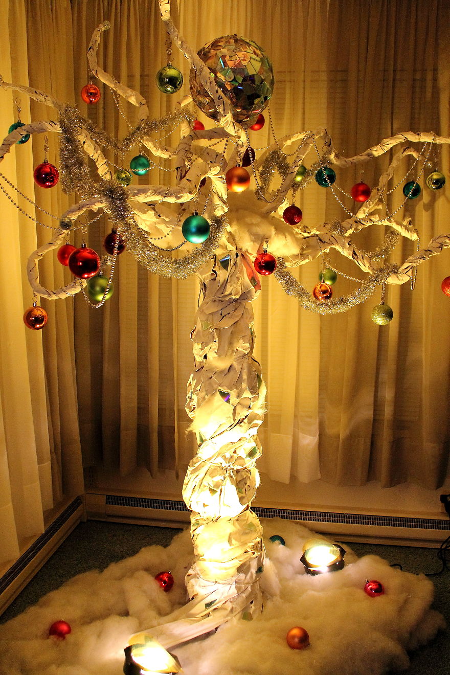 We Made A Christmas Tree Out Of A 15 Foot Paper Bag We Made A Christmas Tree Out Of A 15 Foot Paper Bag