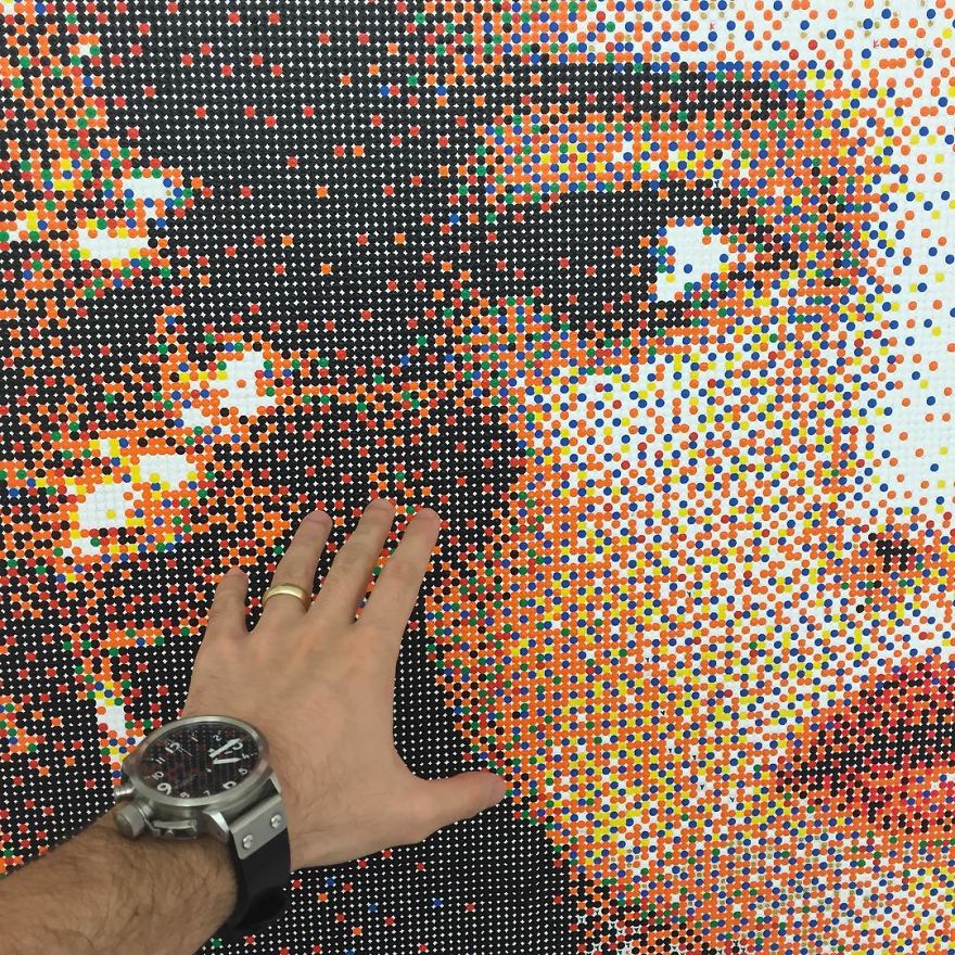 Turkish Artist Recreates Movie Scenes Using Thousands Of Small Colored Dots Turkish Artist Recreates Movie Scenes Using Thousands Of Small Colored Dots