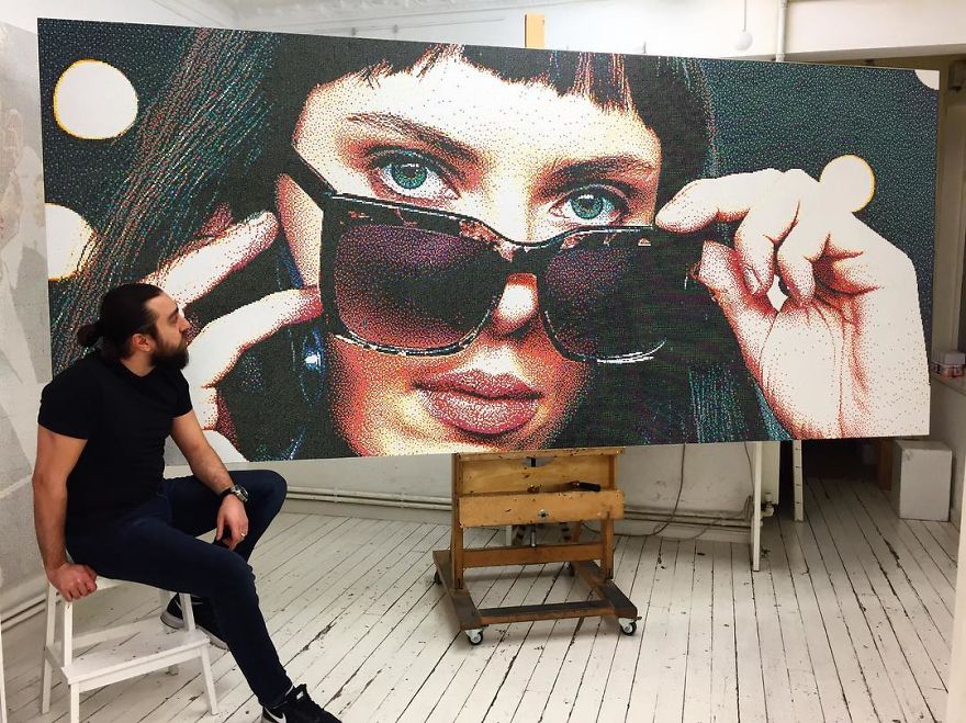Turkish Artist Recreates Movie Scenes Using Thousands Of Small Colored Dots Turkish Artist Recreates Movie Scenes Using Thousands Of Small Colored Dots