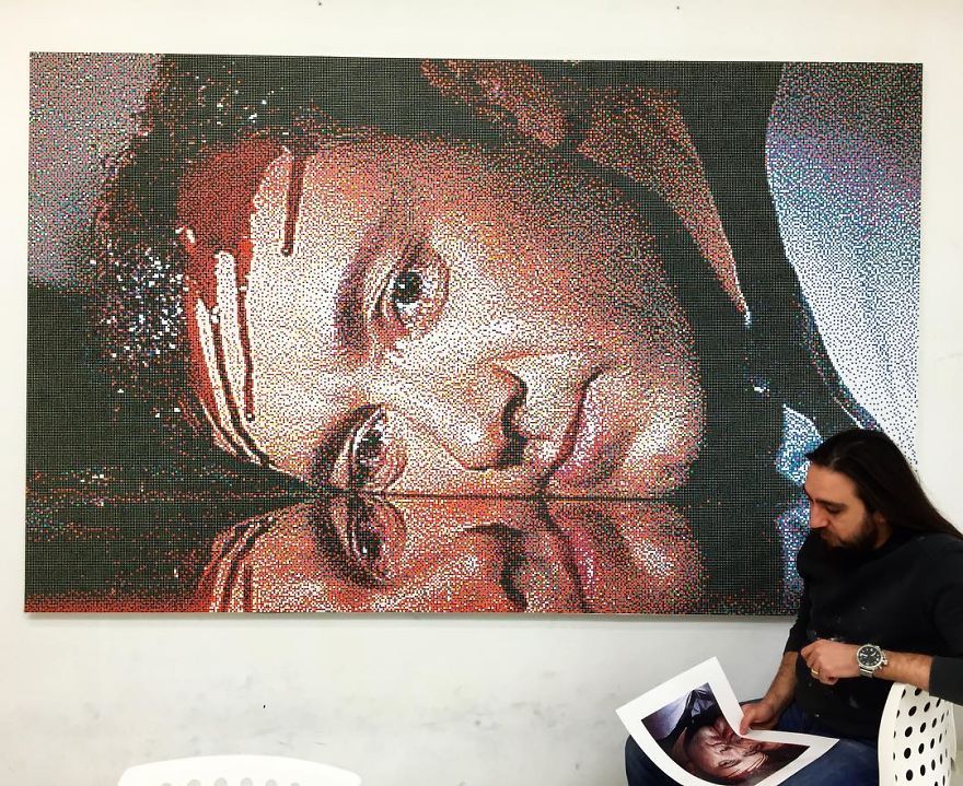 Turkish Artist Recreates Movie Scenes Using Thousands Of Small Colored Dots Turkish Artist Recreates Movie Scenes Using Thousands Of Small Colored Dots