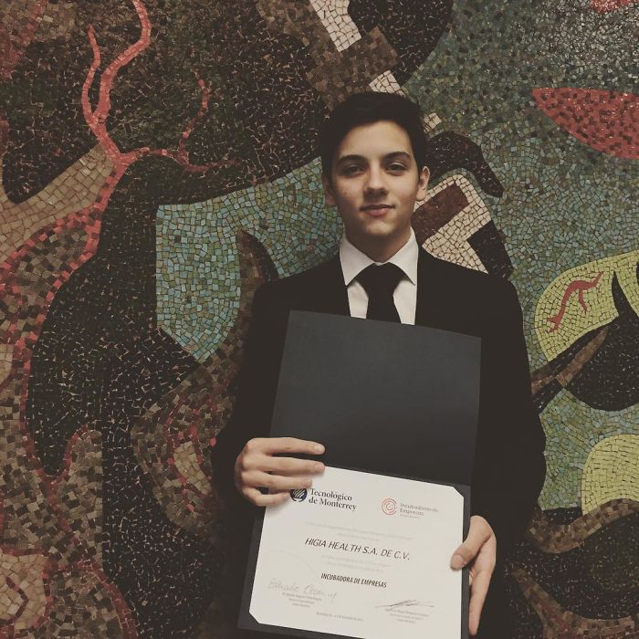 After Almost Losing Mom To Breast Cancer This Teen Designs A Bra That Could Help Detect It Early