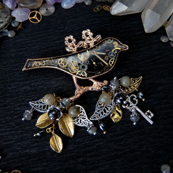 This Ukrainian Artist Creates Animal-Inspired Steampunk Jewelry