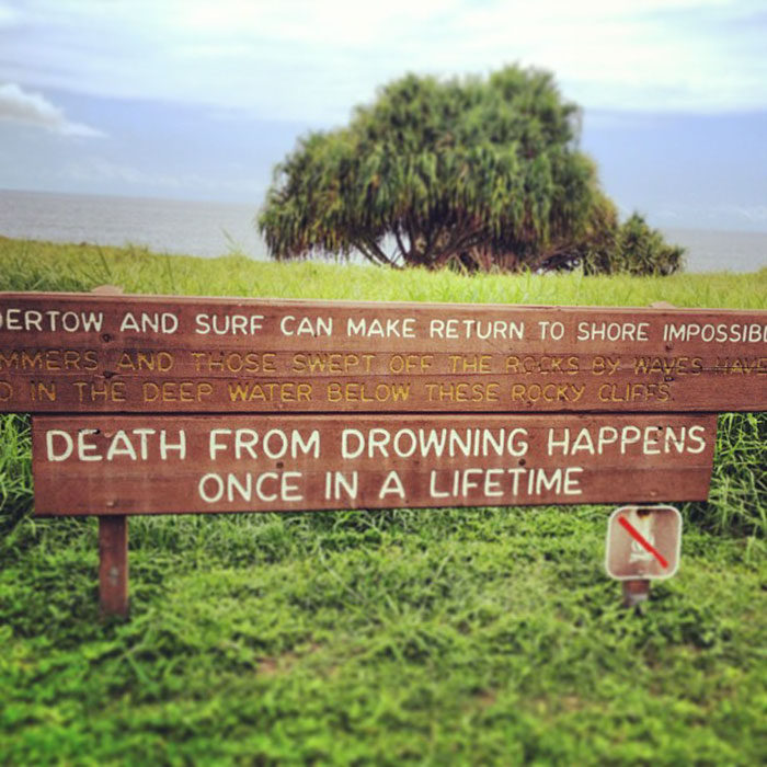 Funny-captain-obvious-signs