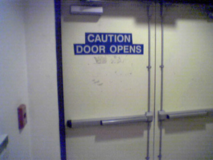 Funny-captain-obvious-signs