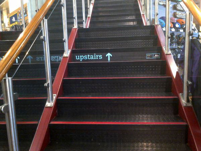 Funny-captain-obvious-signs