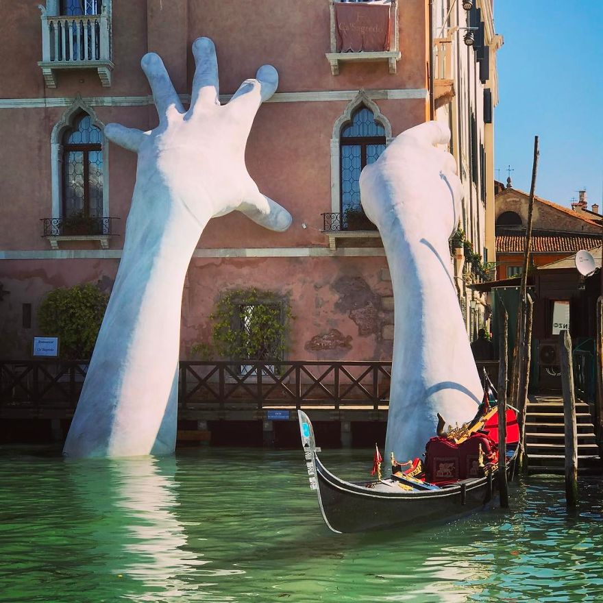 Support: Giant Hands Rise From A Canal In Venice To Send A Powerful Message About Climate Change Support: Giant Hands Rise From A Canal In Venice To Send A Powerful Message About Climate Change