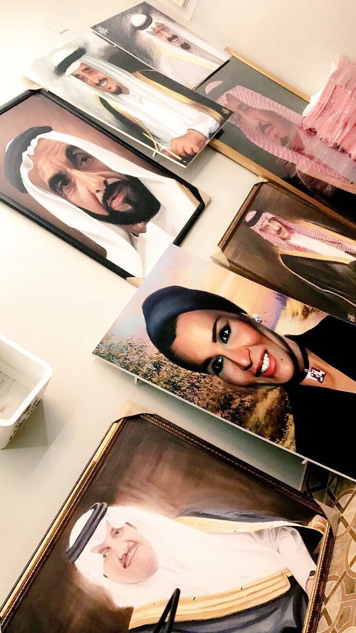 A Saudi Artist With Handicap Paints Wonderful Paintings