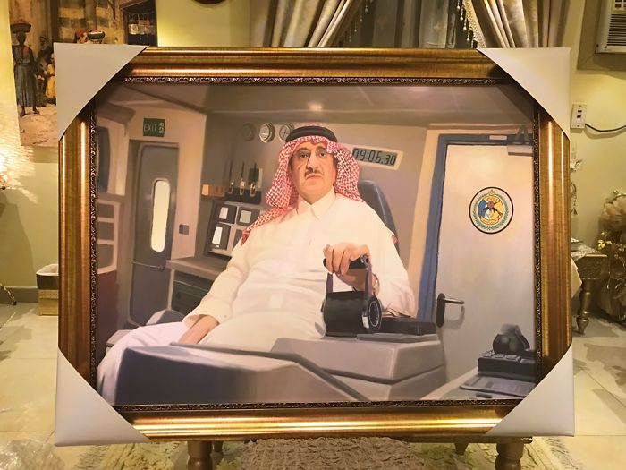 A Saudi Artist With Handicap Paints Wonderful Paintings