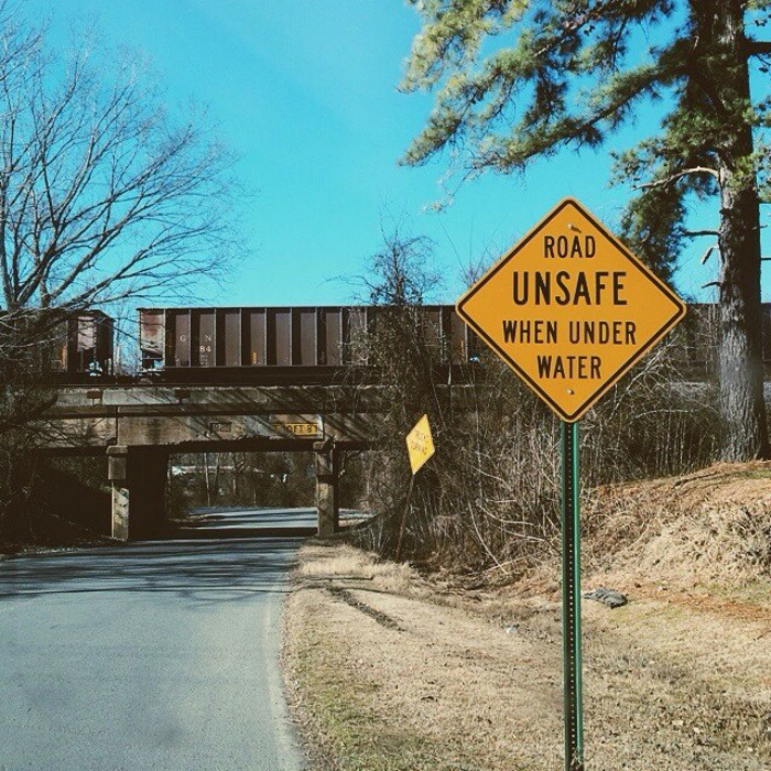 Funny-captain-obvious-signs