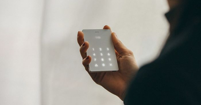 Anti-Smartphone: The World’s Most Minimalist Phone Designed To Be Used As Little As Possible