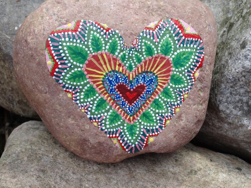 Painting These Hearts Makes Me Relaxed