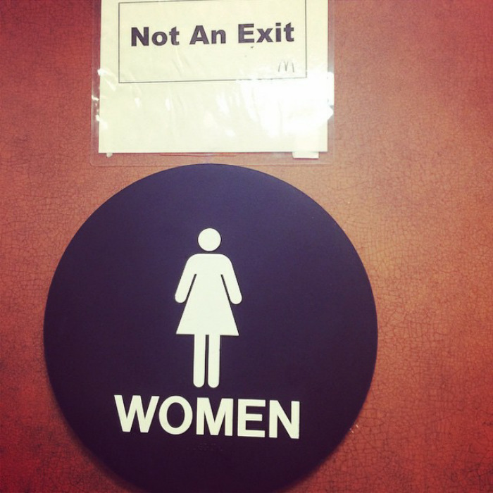 Funny-captain-obvious-signs