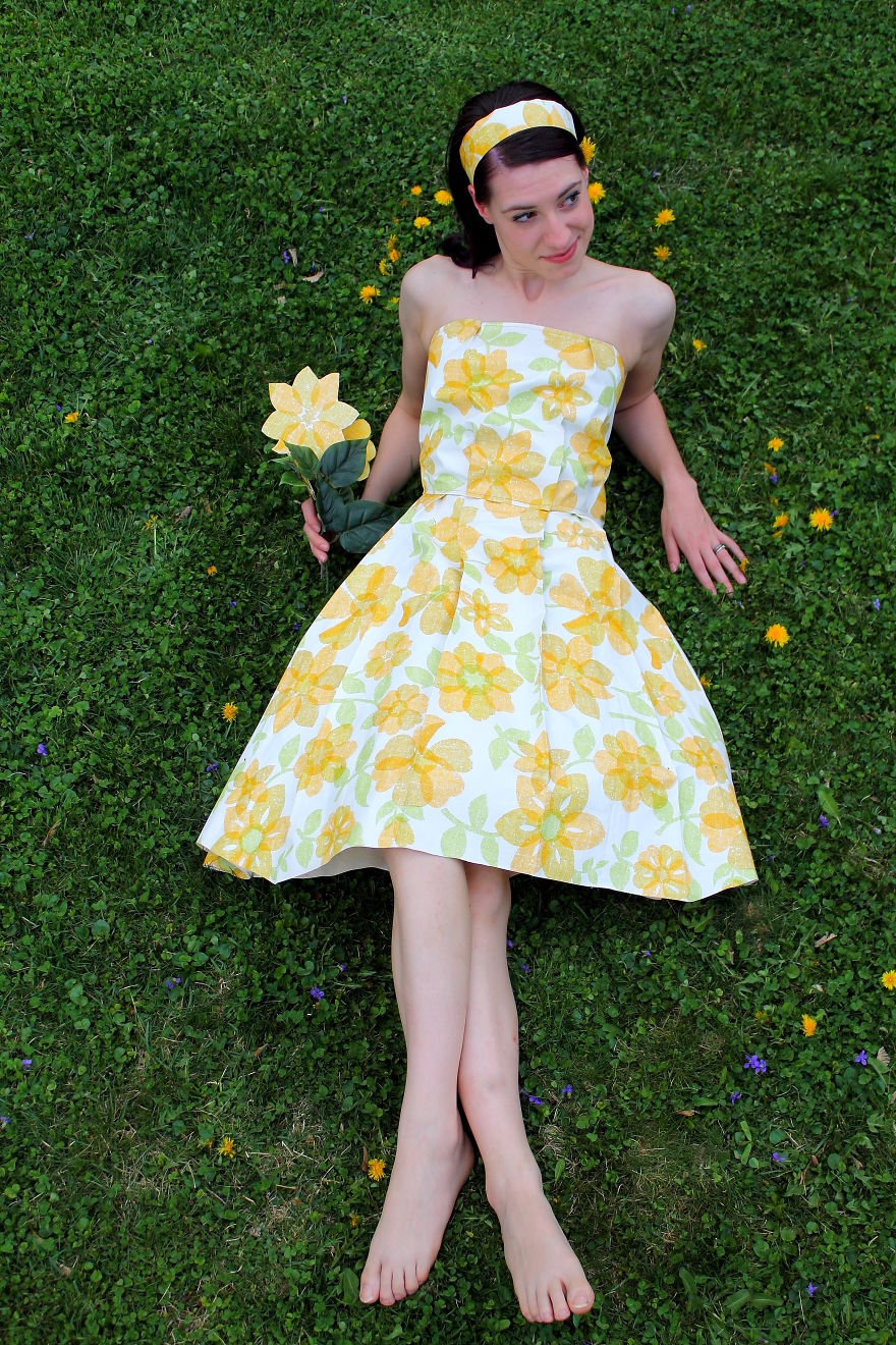 I Turned My Grandma's Kitchen Wallpaper Into A Spring Dress To Preserve Priceless Childhood Memories