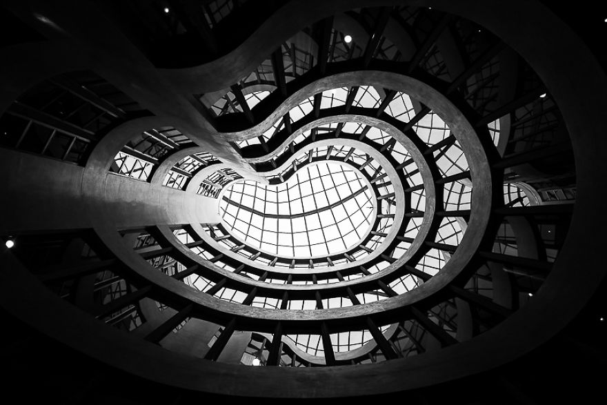 10 Best Spots In Barcelona To Look Up 10 Best Spots In Barcelona To Look Up